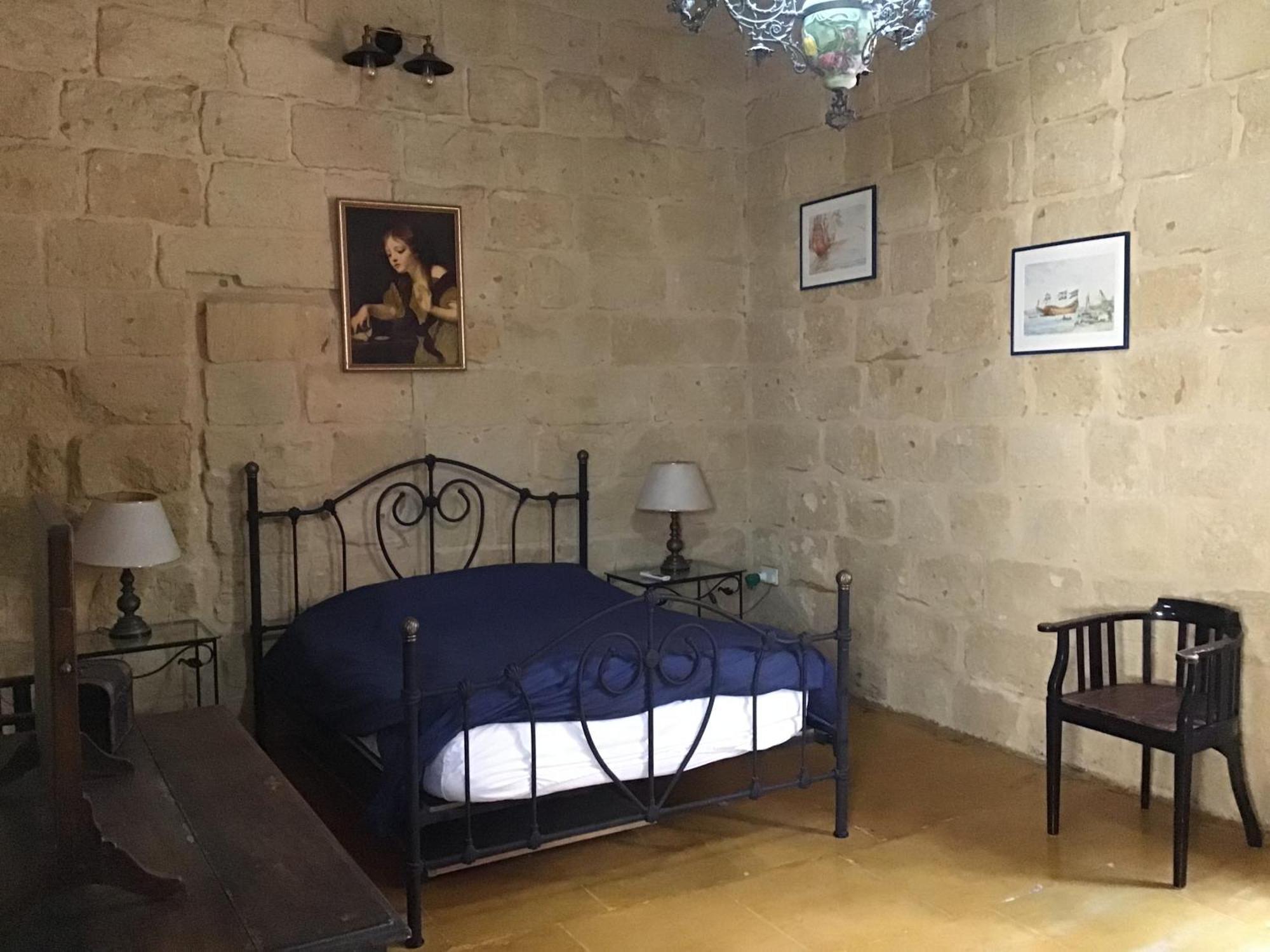 Charming 17Th Cent House Of Character In The Famous 3 Cities, Right Next To Valletta Cospicua Esterno foto